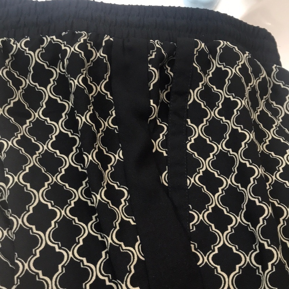 ZAC & RACHEL Contrast Panel Print Pants - Picture 5 of 8